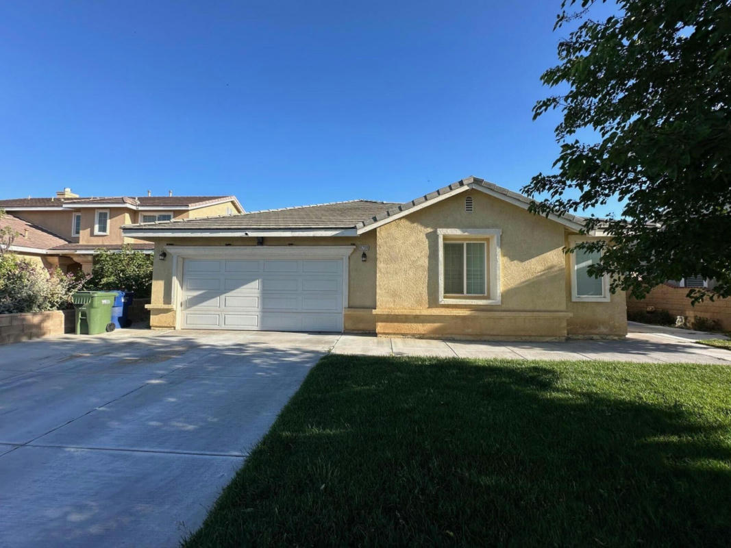 6208 W AVE J 9, LANCASTER, CA 93536, photo 1 of 13
