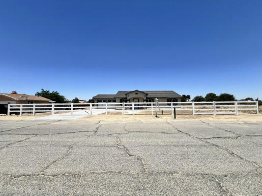 17205 SCHOLLVIEW AVE, PALMDALE, CA 93591 - Image 1